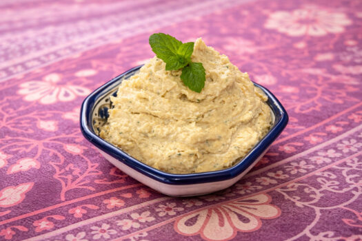 hummus con lime e menta fatto in casa