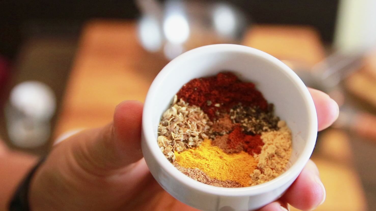 Mix di spezie per la marinatura del kebab di seitan