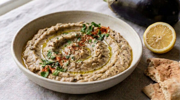 Baba ganoush in friggitrice ad aria: crema di melanzane