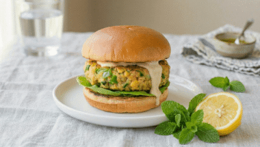 burger vegani di ceci e zucchine